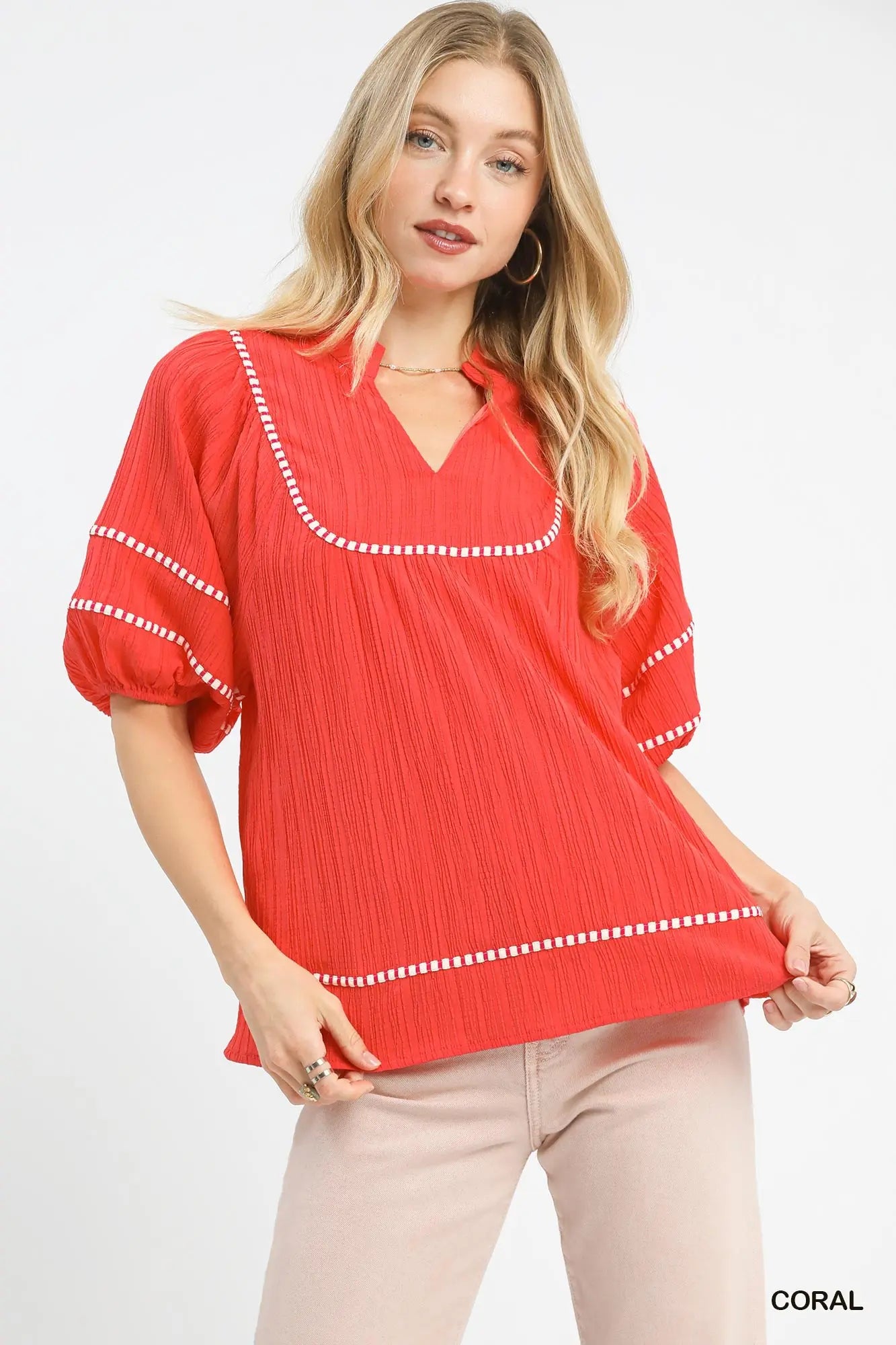 Umgee: Coral Contrast Trim Effortless Top (S-2X)